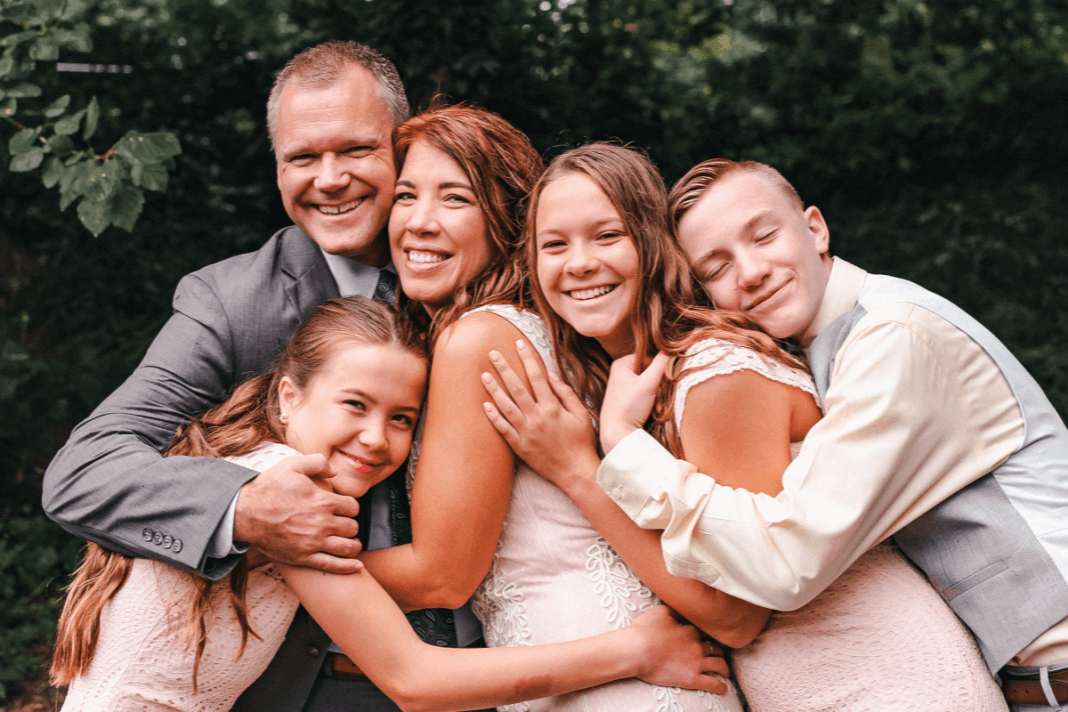 Voici 6 conseils pour instaurer une bonne communication avec vos enfants, et favoriser l'épanouissement familial