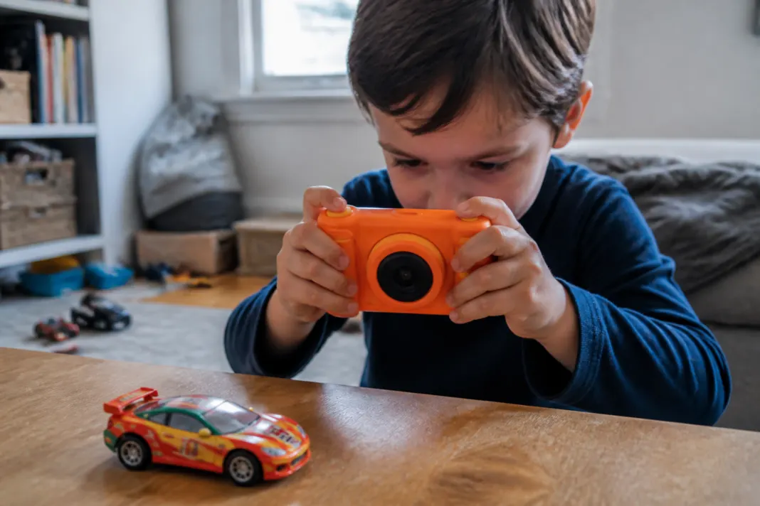 "Initiation à la photographie pour enfant : jeux et défis faciles à proposer"