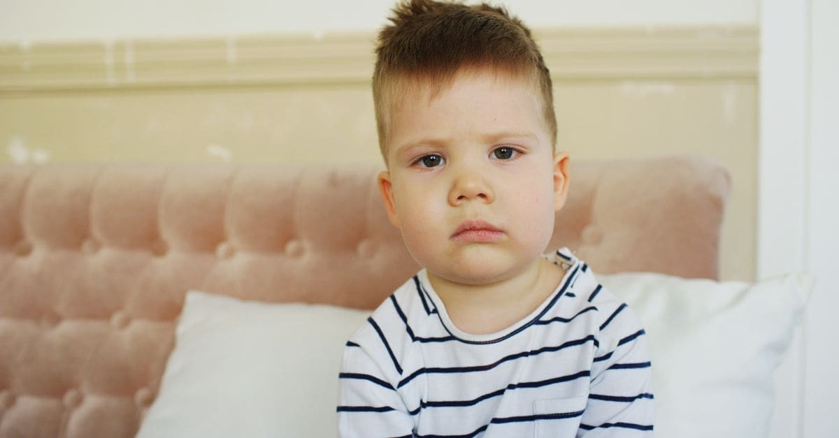 Mon enfant ment : faut-il s’inquiéter et comment réagir ?
